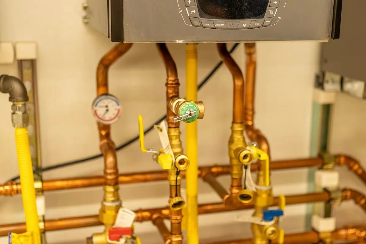 Licensed technician providing Slab Leak Repair for a homeowner in West Jefferson